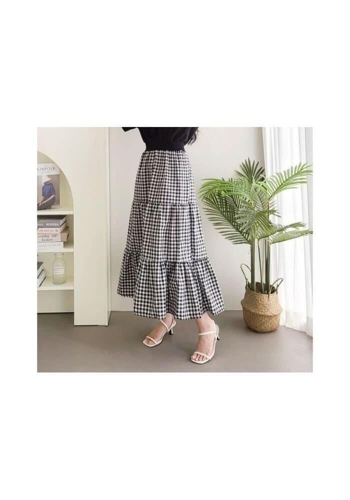 Casual Checkered Tiered Skirt
