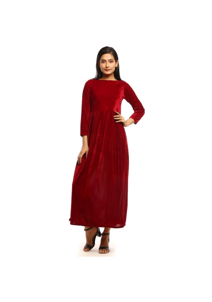Women’s Fit And Flare Solid Red Winter Kurti